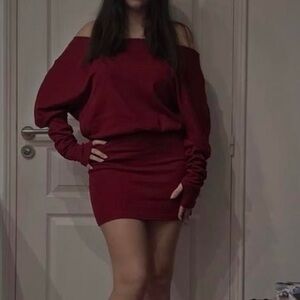 Elegant Off-Shoulder Burgundy Dress